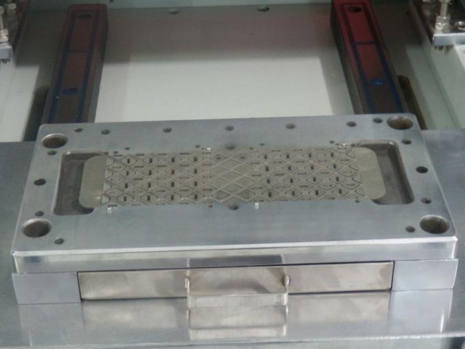 PCB-ponsenhulpmiddel, PCB-ponsenmachine, ponsenmachine voor PCB, PCB-ponsenvorm, CWPE 66.jpg